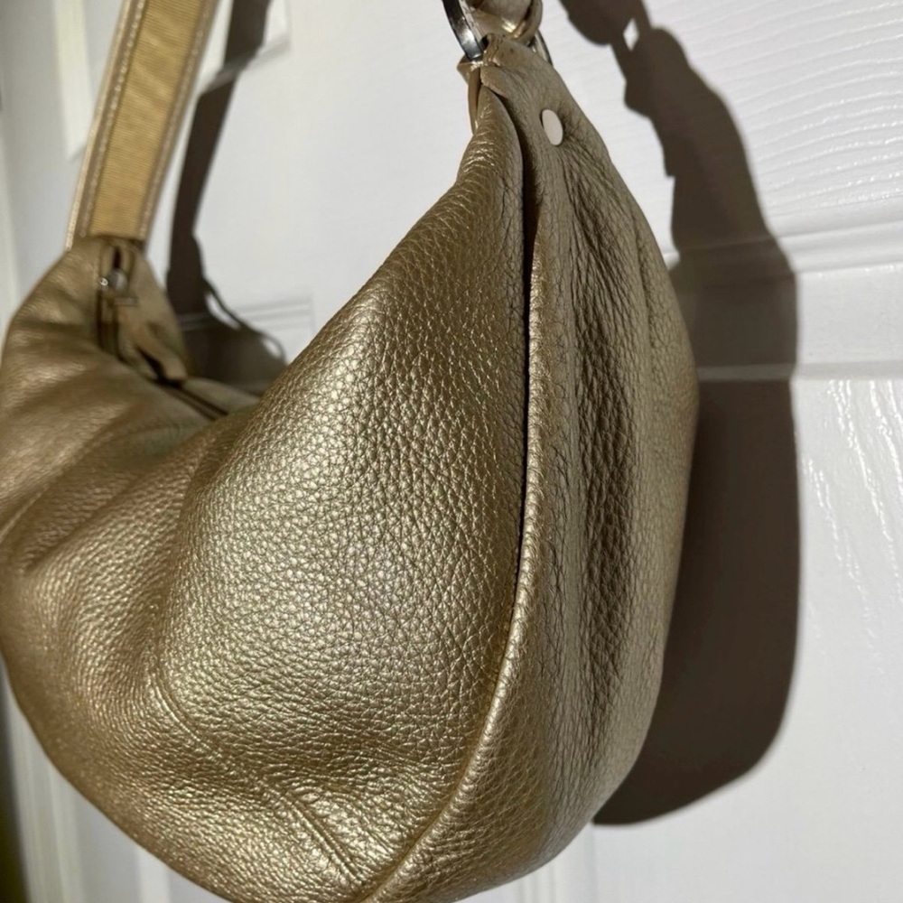 The Sak Leather Shoulder Bag Metallic Gold  Barrel Bag Pink Label - Picture 8 of 12